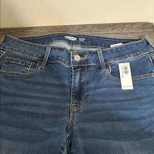NWT - Old Navy Women’s Super Skinny Low Rise Jeans